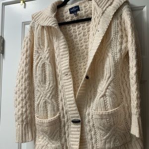 American eagle sweater